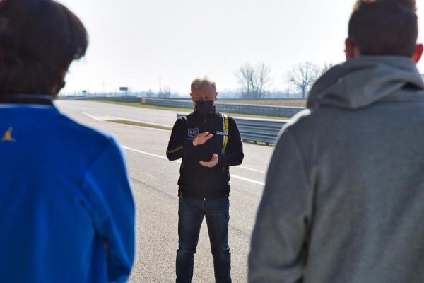 DRIVE-EXPERIENCE-ACADEMY-9-CORSO-80